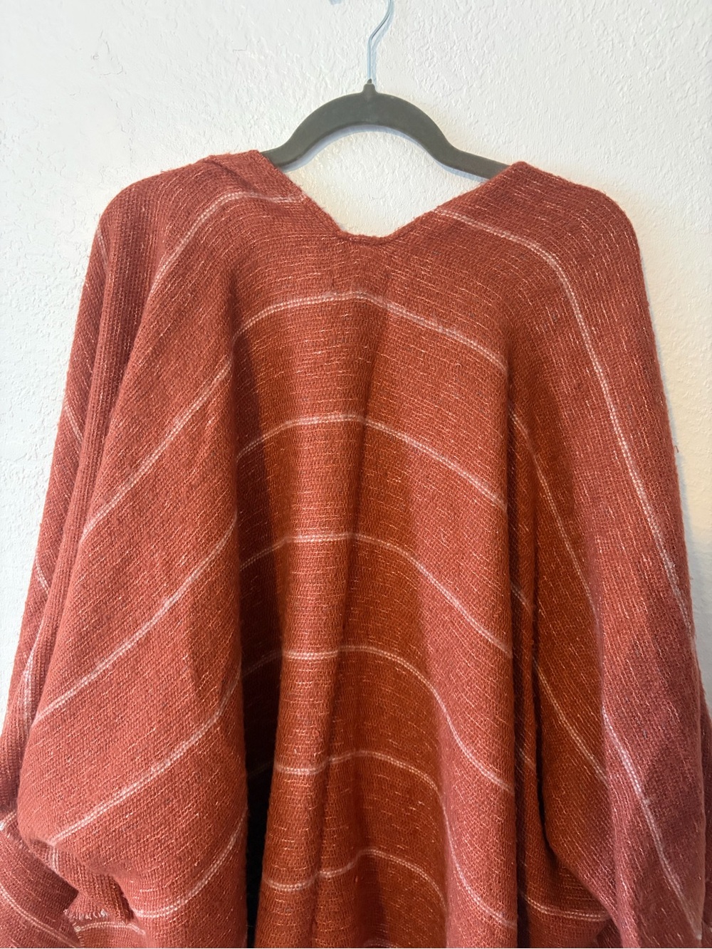 Universal Thread Rust Open-Front Fringe Poncho - Picture 14 of 16